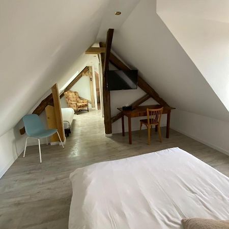 L'Annexe Du Chateau De Saint Genix ภายนอก รูปภาพ