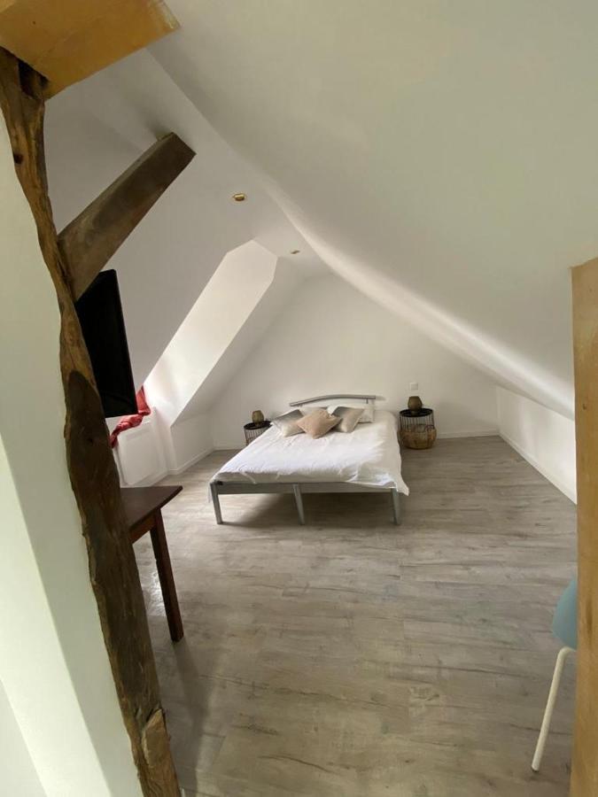 L'Annexe Du Chateau De Saint Genix ภายนอก รูปภาพ