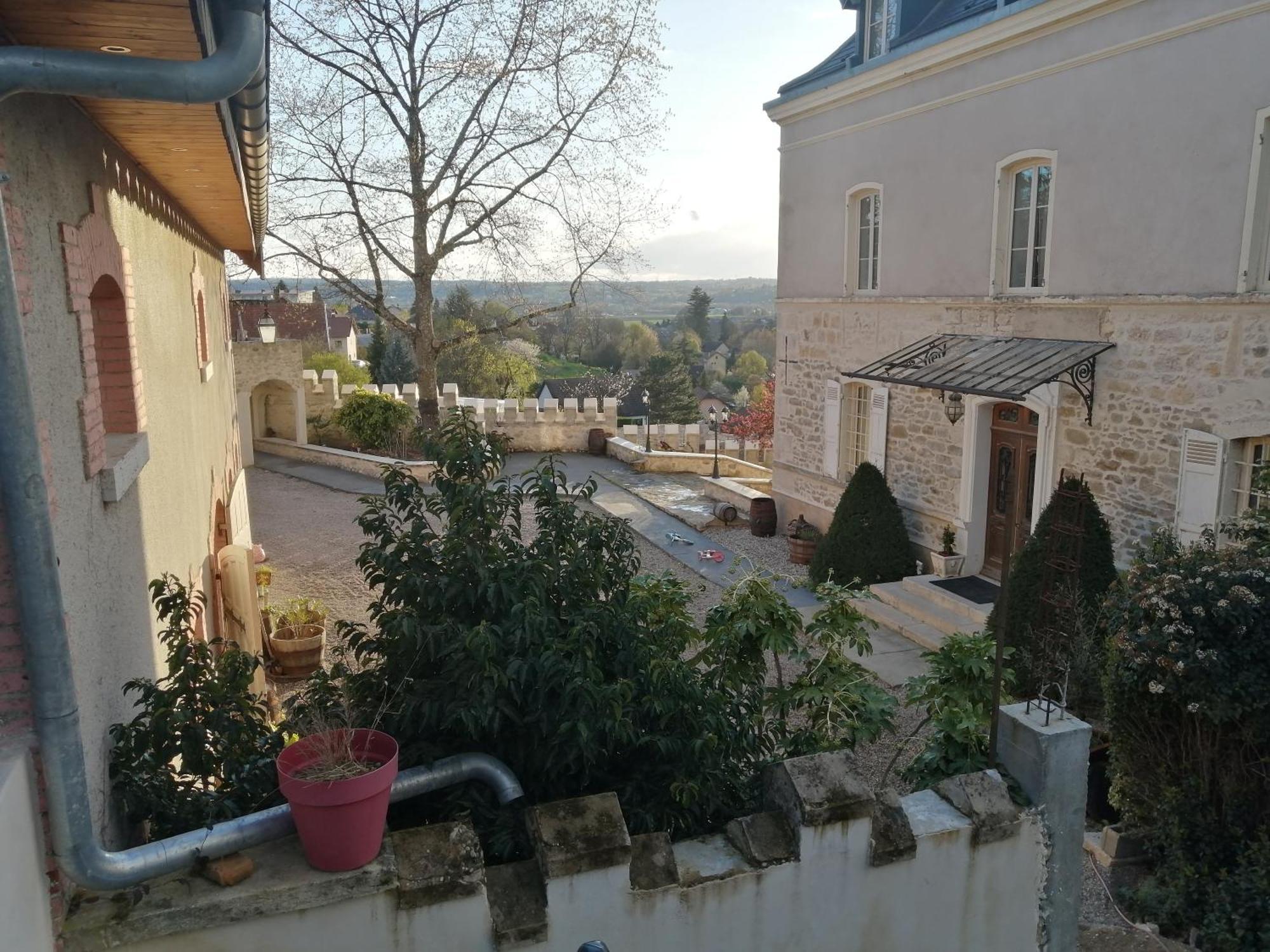 L'Annexe Du Chateau De Saint Genix ภายนอก รูปภาพ