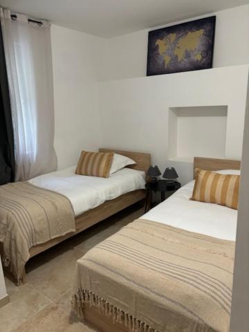 L'Annexe Du Chateau De Saint Genix ภายนอก รูปภาพ
